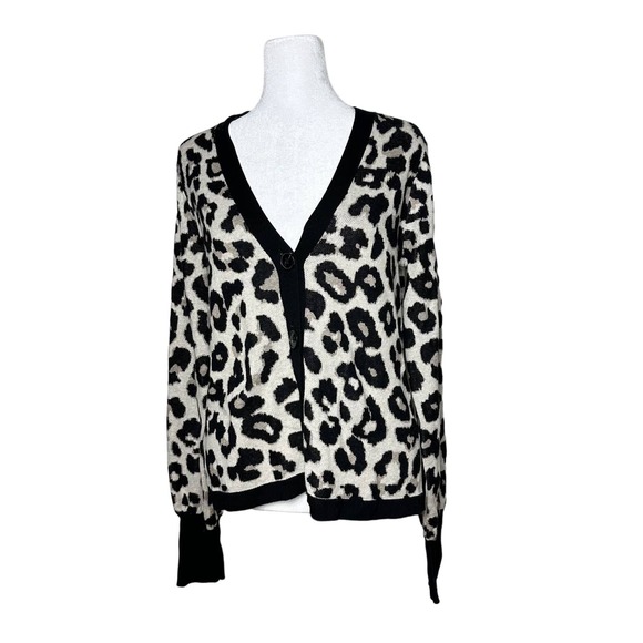 Vince Camuto Sweaters - Vince Camuto Cheetah Print Black Beige Cardigan Sweater sz XS